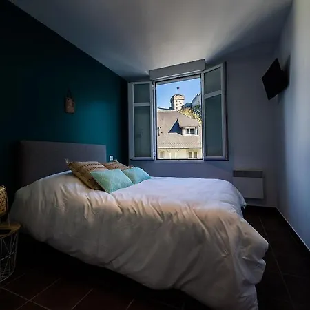 De Paris Apartment Lourdes